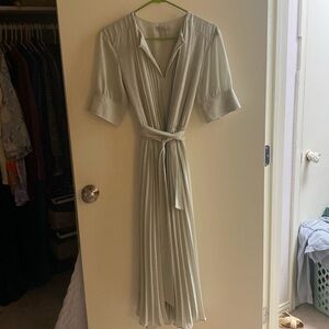 H&M Pleated Dress Size Small